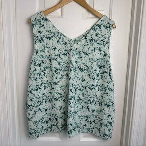 Eddie Bauer Women's Departure V-Neck Beachglass Green Tank Top EUC